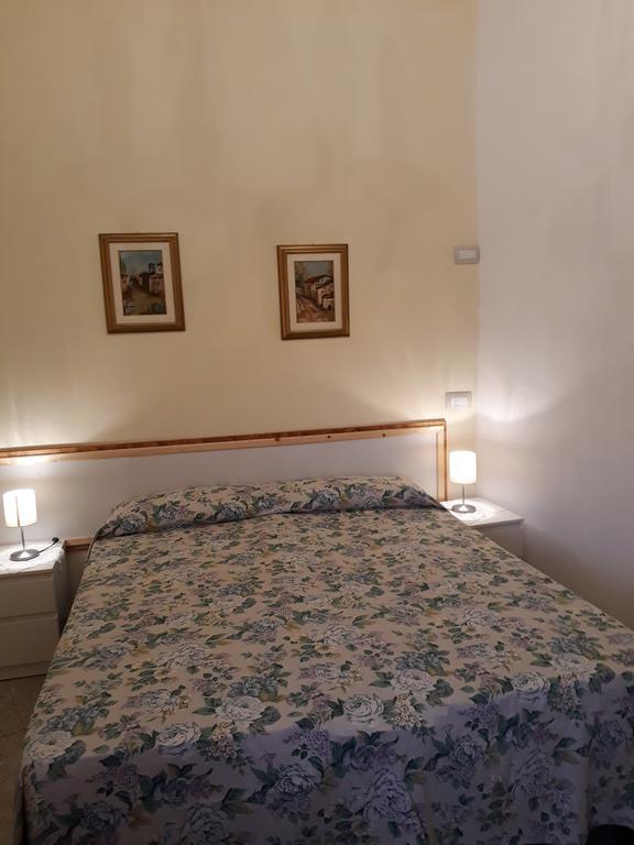 Hotel Grandpa Mau à Lucques Extérieur photo