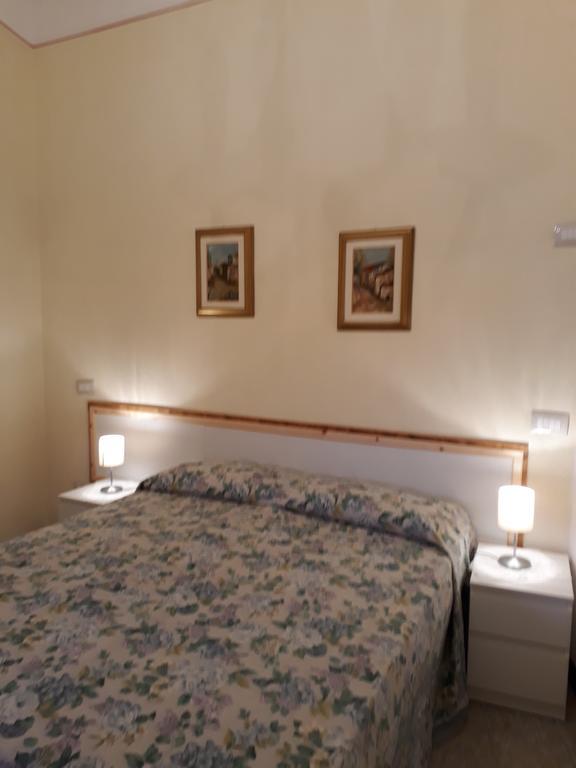 Hotel Grandpa Mau à Lucques Extérieur photo